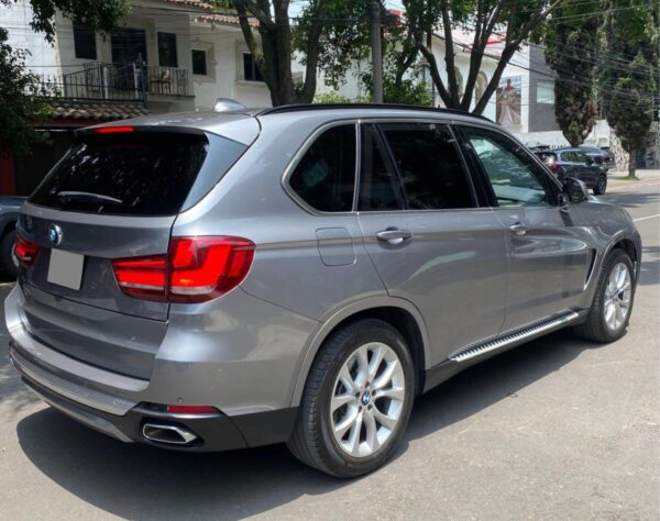 2017 BMW X5 DRIVE 50IA NIVEL 3 PLUS - COLOR PLATA - Imagen 10
