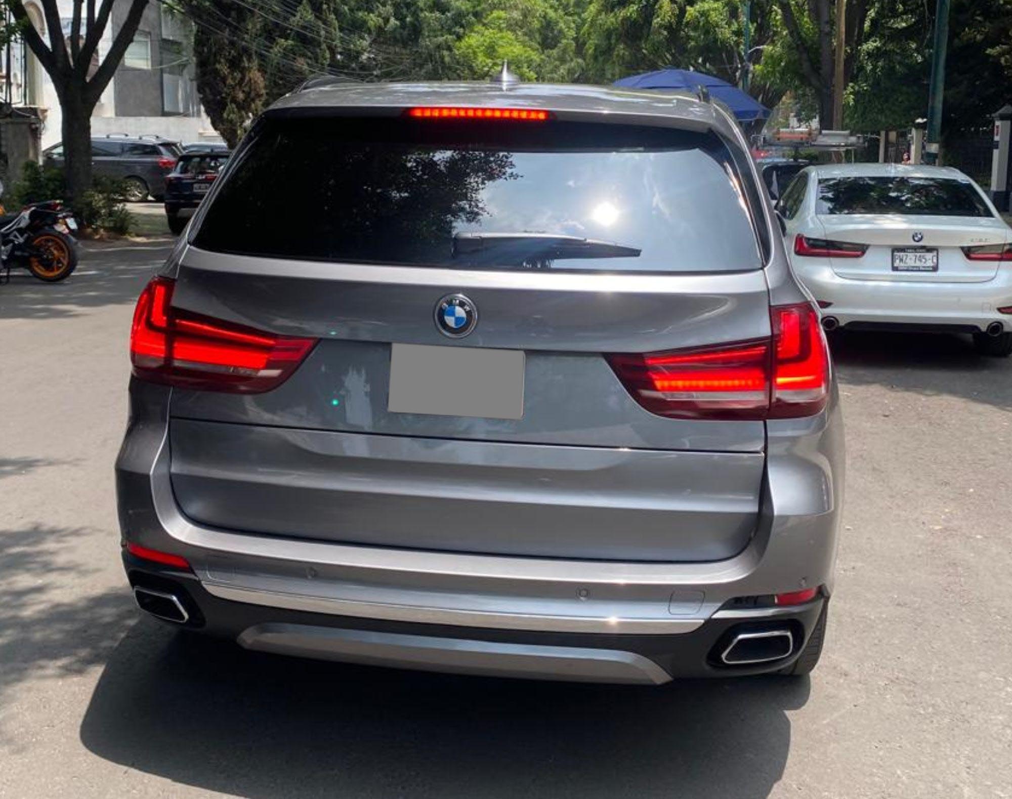 2017 BMW X5 DRIVE 50IA NIVEL 3 PLUS - COLOR PLATA - Imagen 11