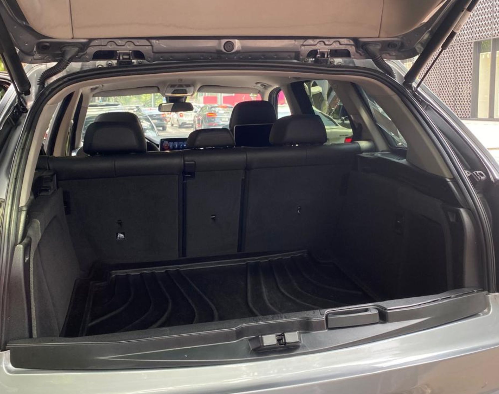 2017 BMW X5 DRIVE 50IA NIVEL 3 PLUS - COLOR PLATA - Imagen 6
