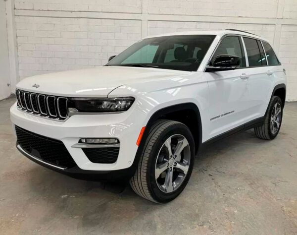 GRAND CHEROKEE