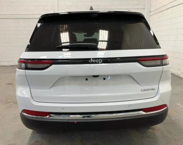 2025 CHEROKEE LIMITED 2 FILAS DE ASIENTOS NIVEL 3 PLUS – COLOR BLANCO - Imagen 9