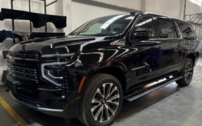2025 SUBURBAN HIGH COUNTRY NIVEL 3 PLUS – COLOR NEGRO