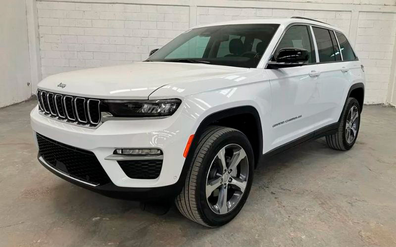 GRAND CHEROKEE