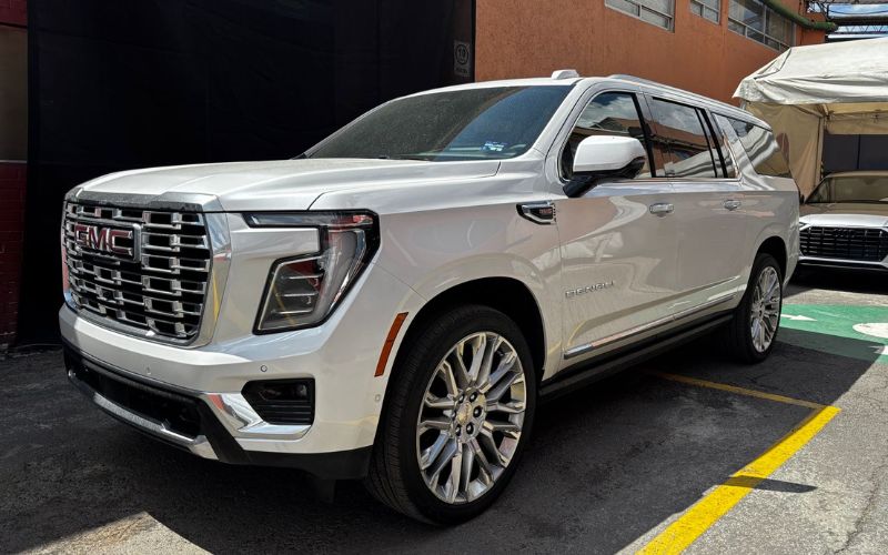 YUKON DENALI 