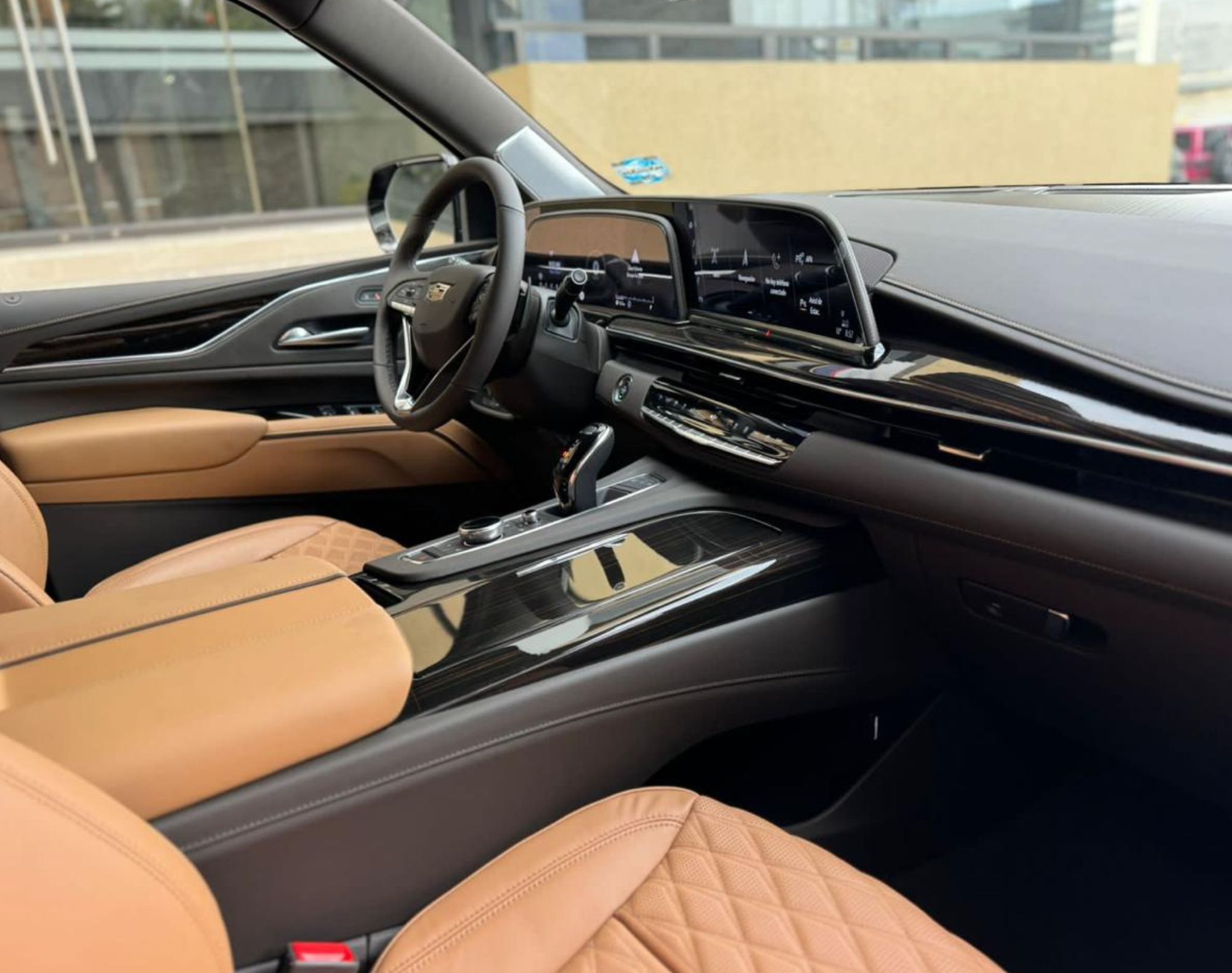 2023 CADILLAC ESCALADE CORTA - COLOR NEGRO - Imagen 5