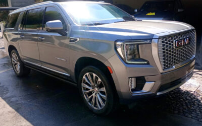 2021 GMC YUKON DENALI XL – COLOR GRIS