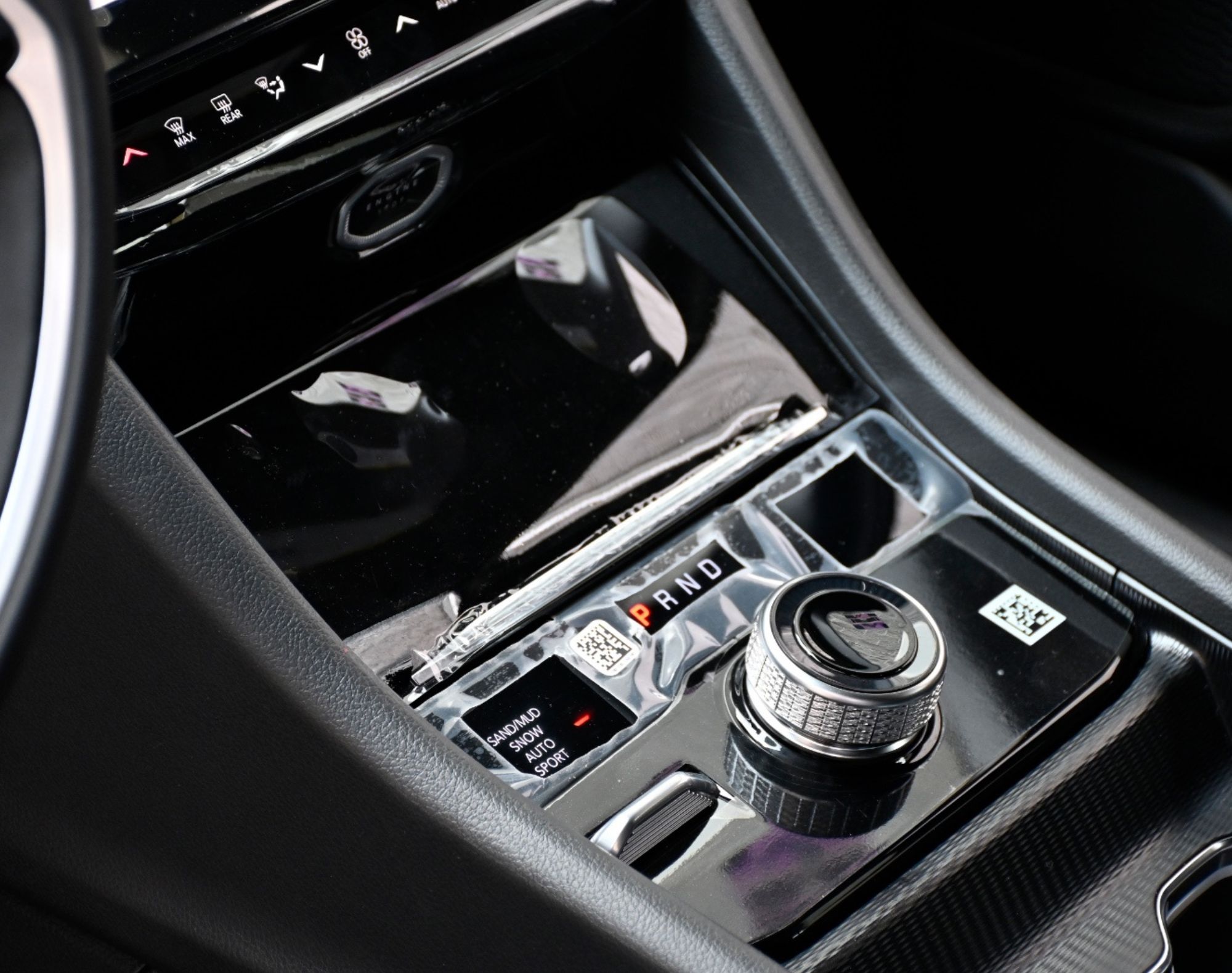2026 JEEP GRAND CHEROKEE 4X4 TURBO NIVEL 3 PLUS – COLOR PLATA - Imagen 8