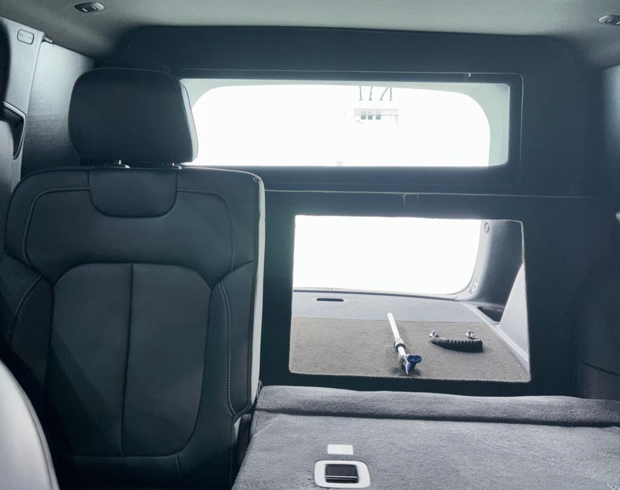 2026 JEEP GRAND CHEROKEE LIMITED NIVEL 4 LW – COLOR GRIS - Imagen 10