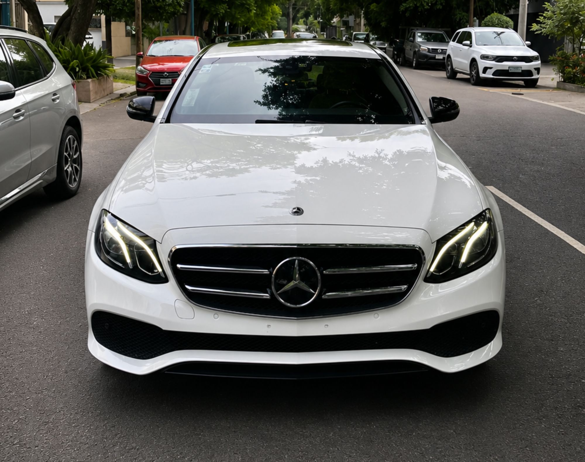 MERCEDES BENZ E250