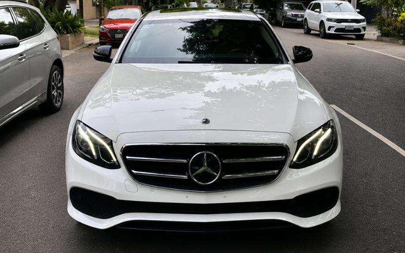 MERCEDES BENZ E250