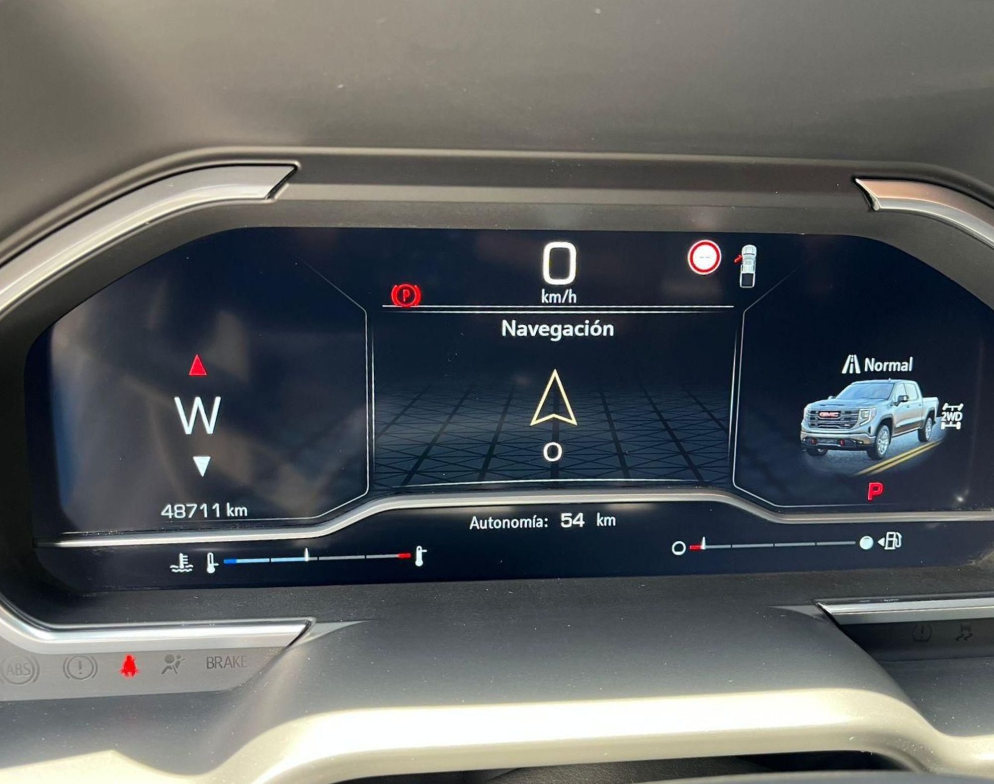 2023 SIERRA AT4 CREW CAB - COLOR AZUL - Imagen 4