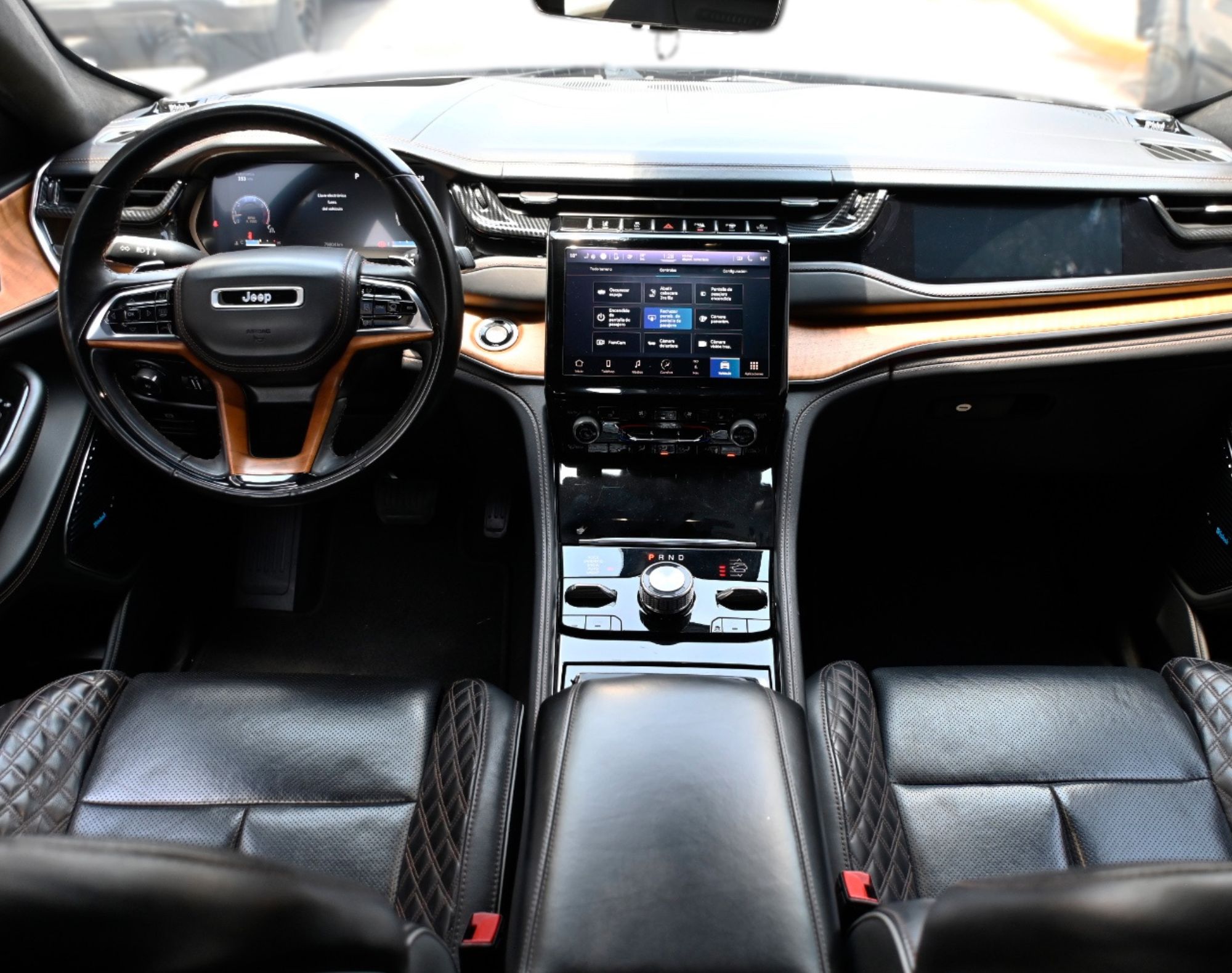 2022 CHEROKEE SUMMIT L 4X4 - COLOR PLATA - Imagen 3
