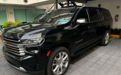 2022 SUBURBAN HIGH COUNTRY – COLOR NEGRO