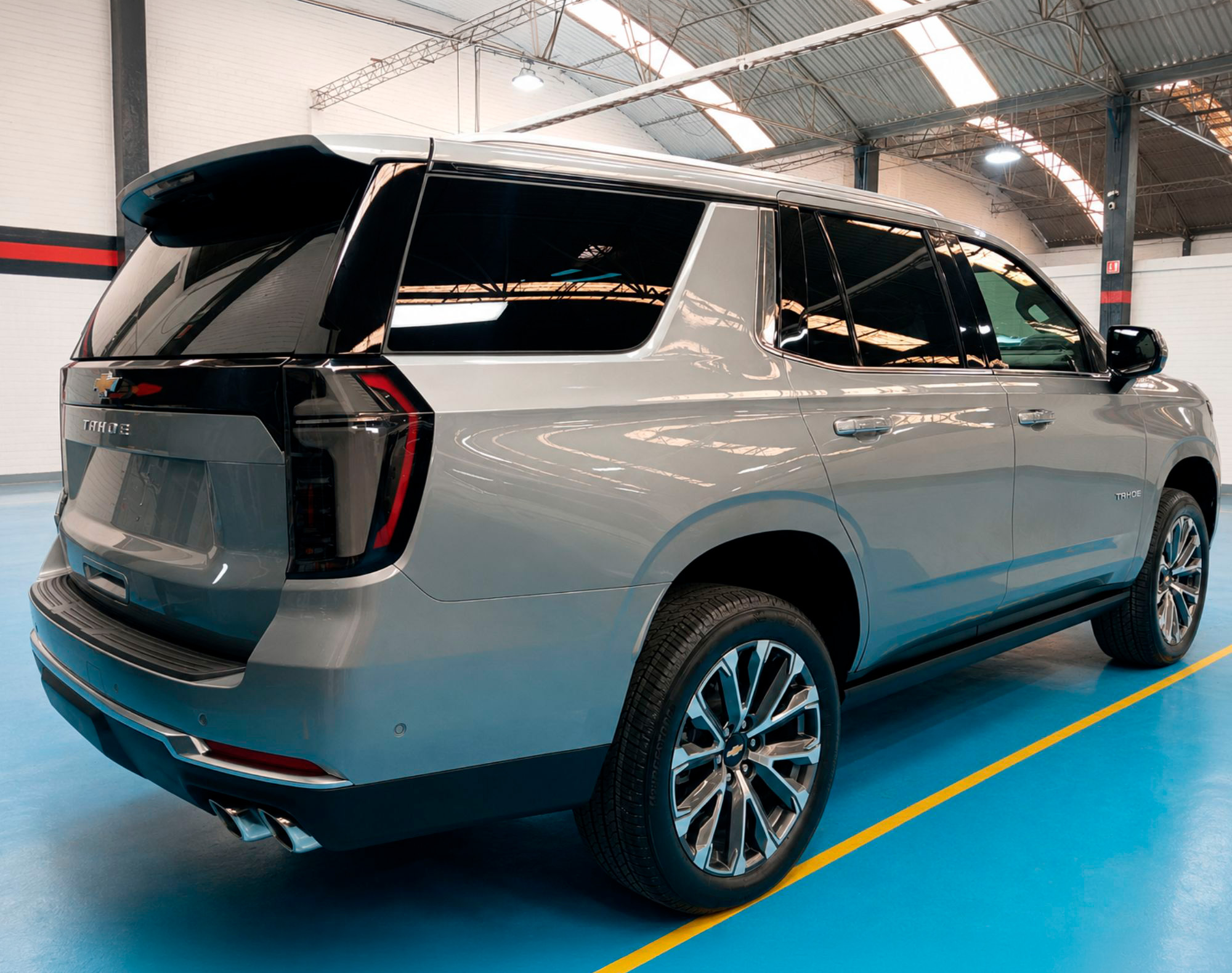 2026 TAHOE HIGH COUNTRY NIVEL 4 – COLOR GRIS - Imagen 10