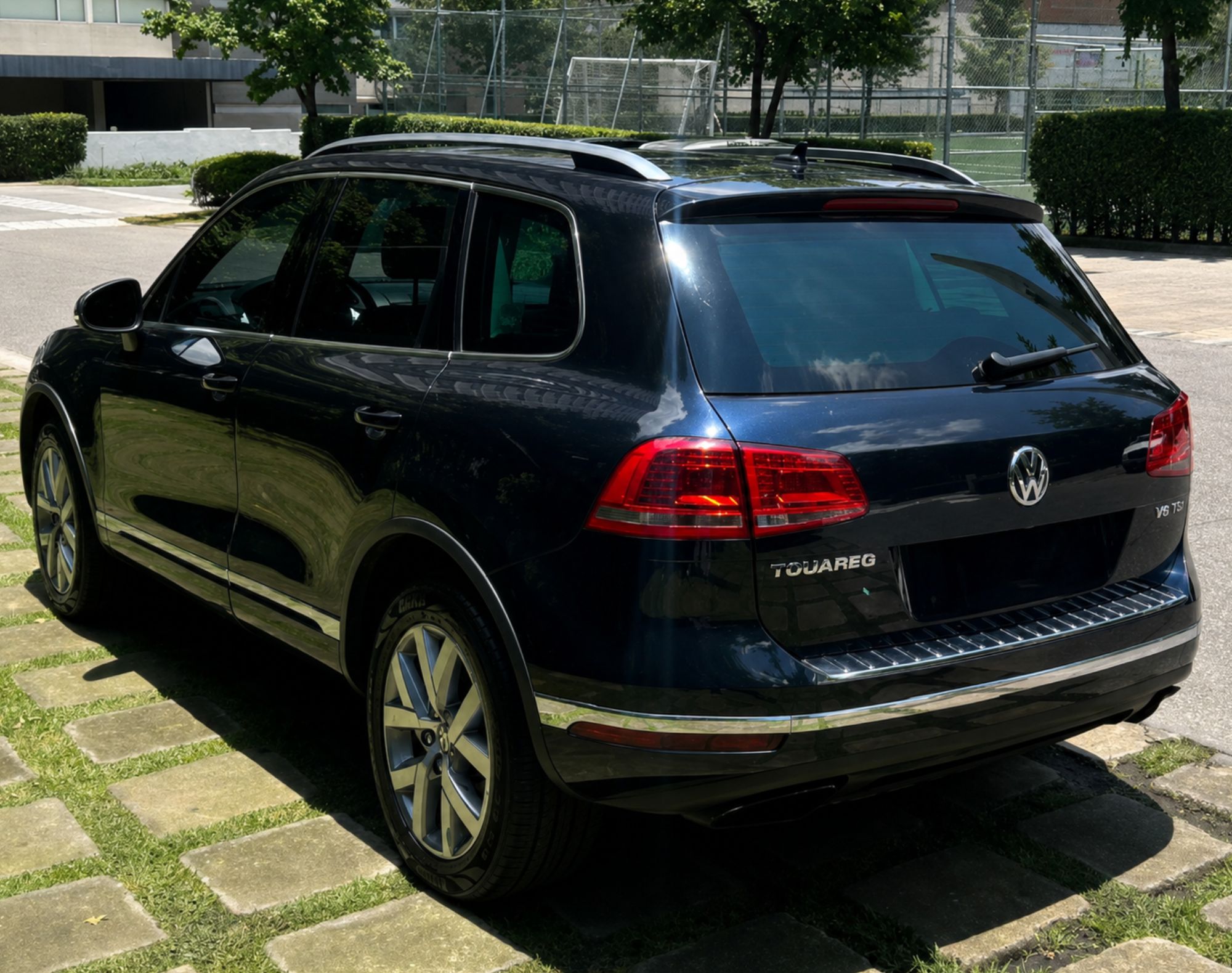 2017 TOUAREG V6 AT TDI DIESEL - COLOR AZUL - Imagen 12