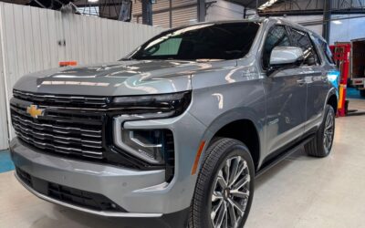 2025 TAHOE HIGH COUNTRY – COLOR GRIS TIBURON